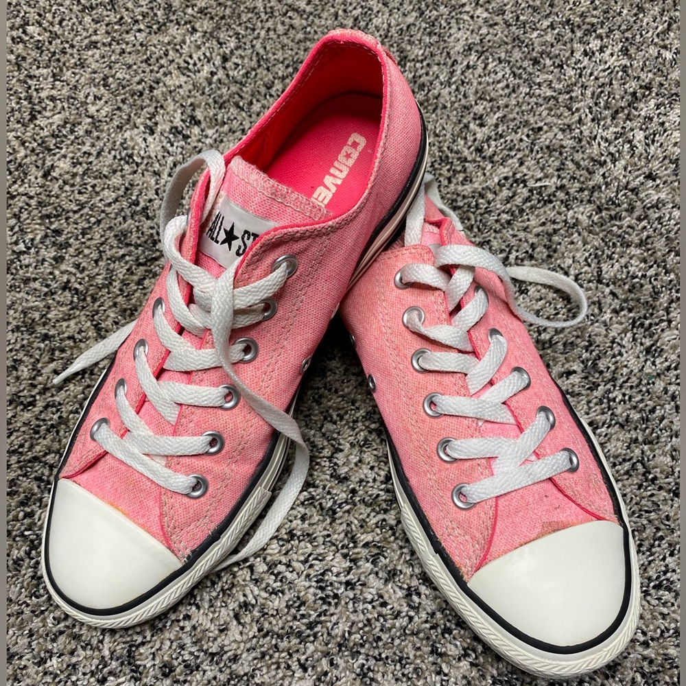 Converse Pink Lowtop W 9 M 7